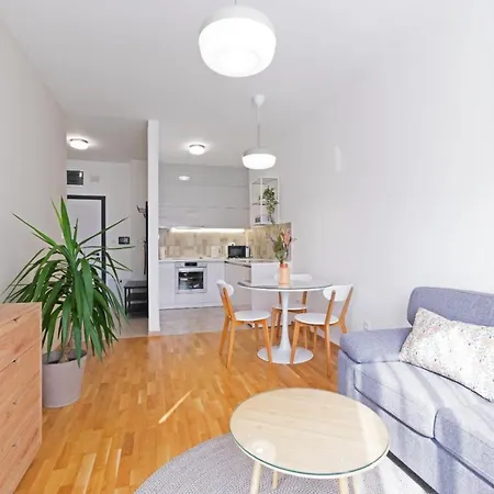 Goldenboy Apartments, Apartment *